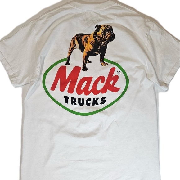 Mack Trucks Shirt Mens Medium White Bulldog Graphic Tee Back Print Logo Trucking - Picture 1 of 6